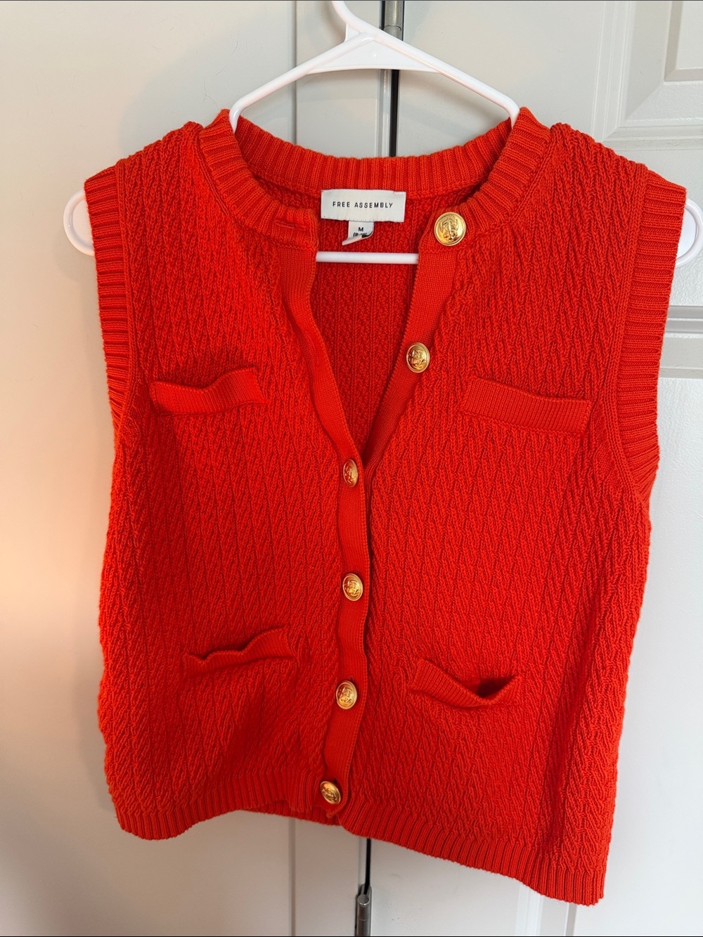Forte_Forte Red Knit Sleeveless Button Vest